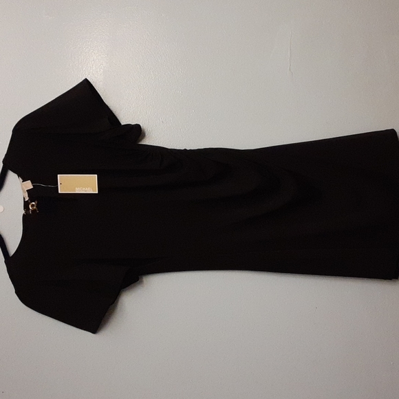 MICHAEL Michael Kors Dresses & Skirts - Michael Michael Kors size small women's black short sleeves dress.